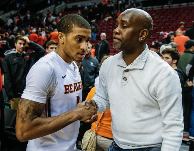 黑最近的家 黑最近的家