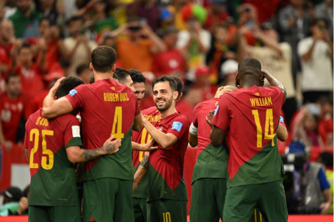 他们经过无 他们经过无