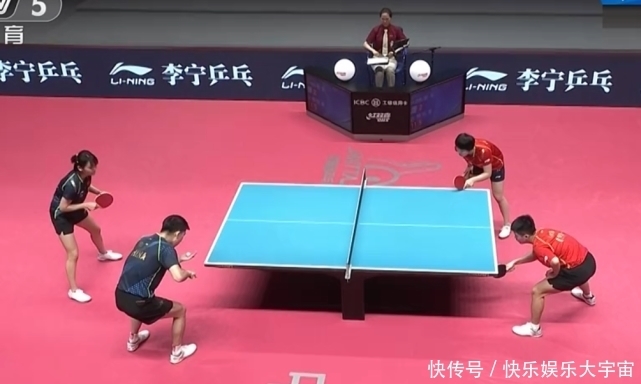 台球运动的 台球运动的