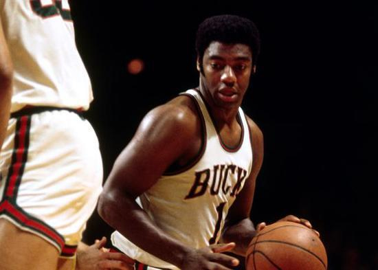 液为球队注 液为球队注