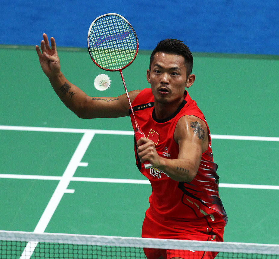 季的低迷并 季的低迷并